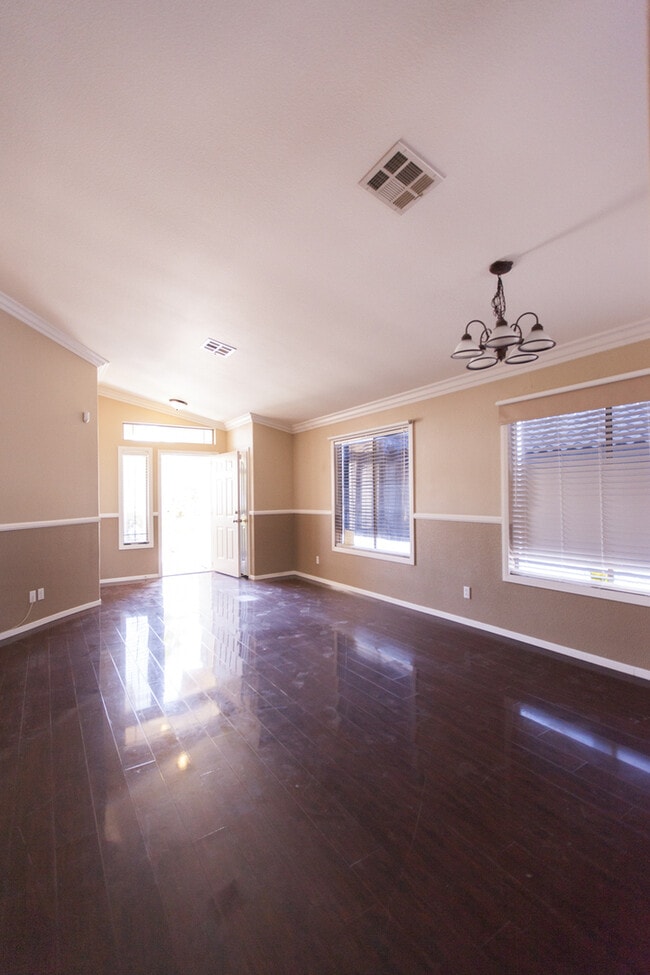 Foto del edificio - Beautiful one story house