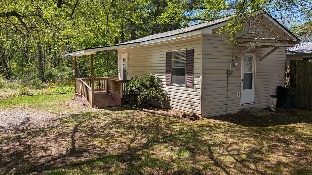 Primary Photo - Studio House Beside the Ecusta Trail