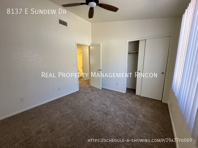Building Photo - 8137 E Sundew Dr