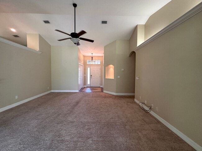 Building Photo - Ormond Lakes Opportunity