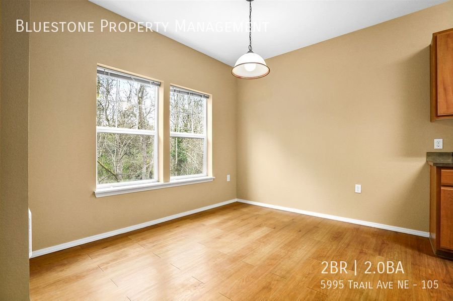 Primary Photo - Spacious 2 Bedroom Apartment located in Ke...