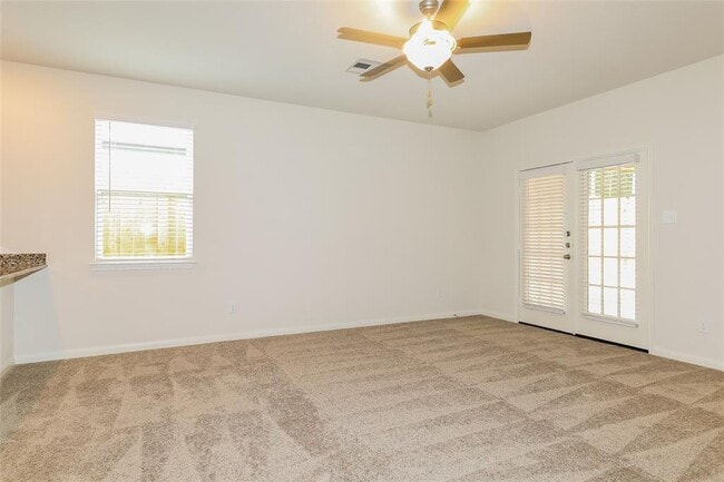 Building Photo - 26857 Steinbeck Dr