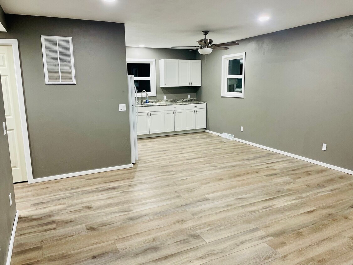 Foto principal - N3048 Lawson Dr