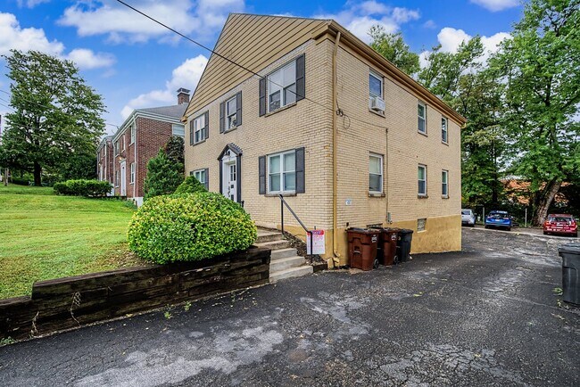 Photo - 33 Gahl Ter Apt A *Cozy 1-Bed/1-Bath apartment in Reading*