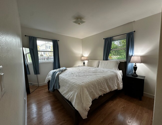 Foto del edificio - 803 Forest Ct