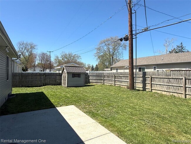 Foto del edificio - 3023 3rd St