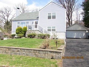 Building Photo - 156 Candlewood Dr