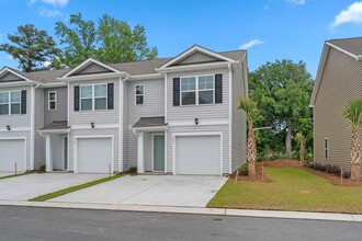 Building Photo - 547 Gemstone Blvd