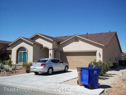 Foto principal - 5893 Coyote Flats St