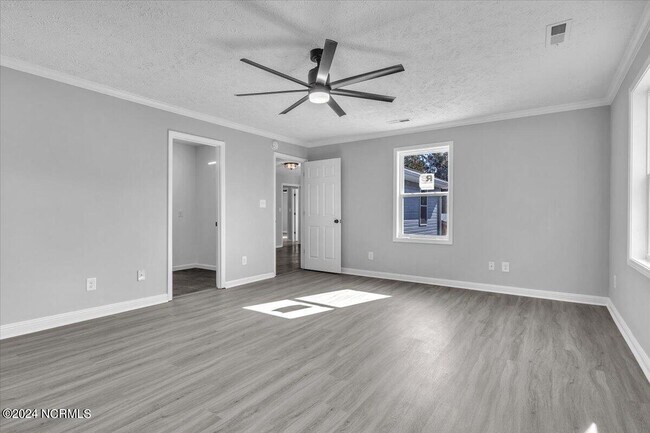 Foto del edificio - 3310 Mt Misery Rd NE