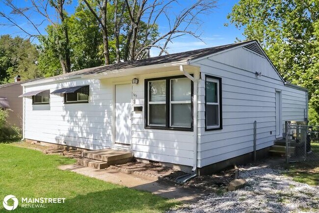 Foto del edificio - 1612 N HIGH ST, INDEPENDENCE, MO 64050