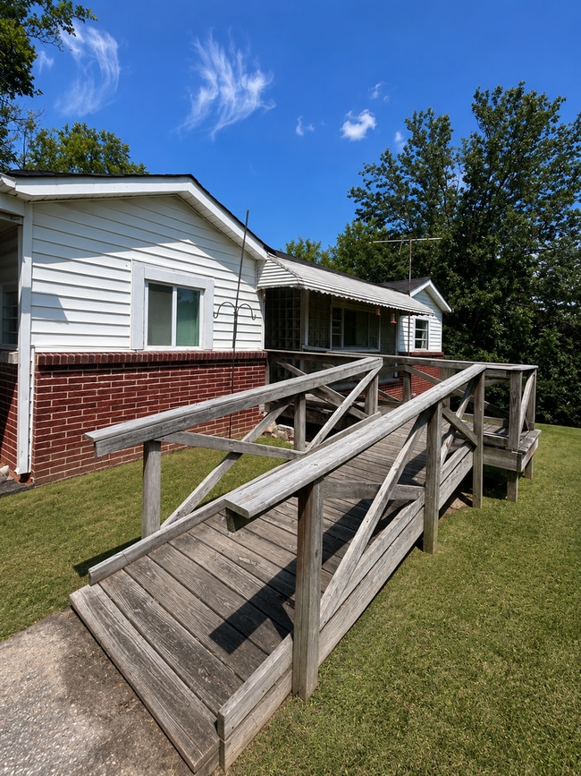 Photo - 4200 Wilkesview Dr House