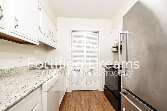 Foto del edificio - 2711 Reynolds Park Rd