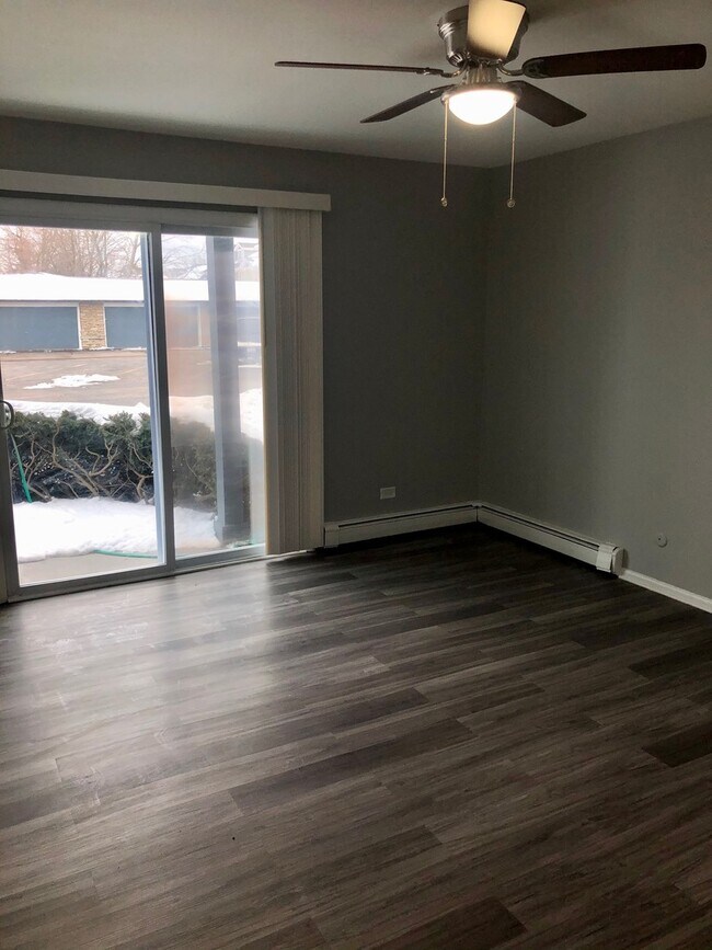 Foto del edificio - 101 Sunset Dr