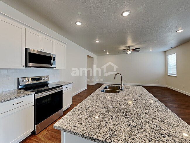 Foto del edificio - 2363 Buckskin Way