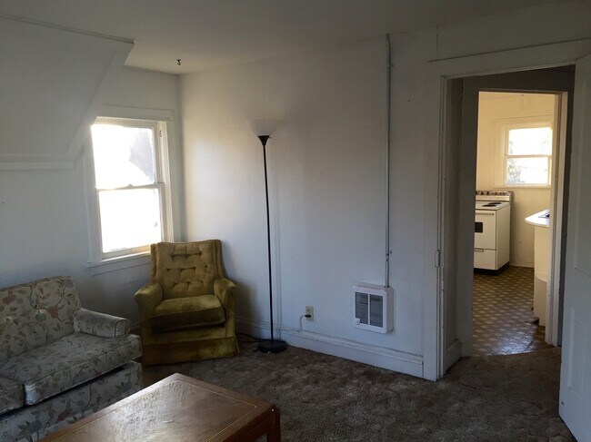 Foto del edificio - 519 E 3rd St