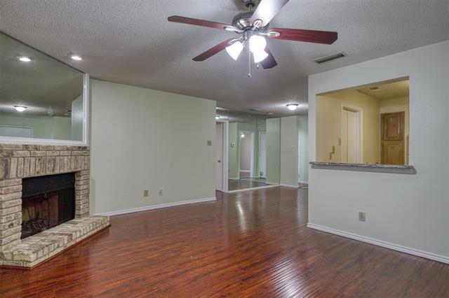 Foto del edificio - 5840 Spring Valley Rd