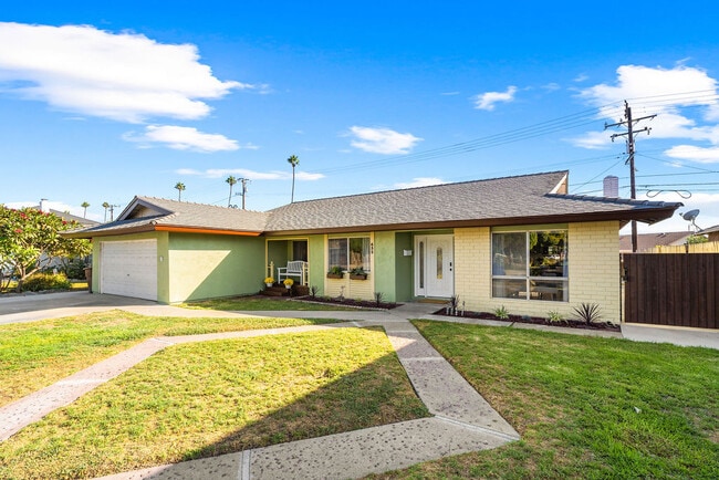 Building Photo - 632 Kenoak Dr