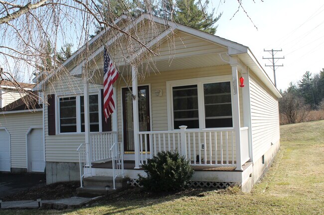 Foto del edificio - 553 Gordon Rd