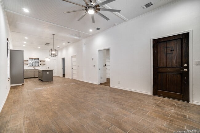 Building Photo - 312 Quitman St