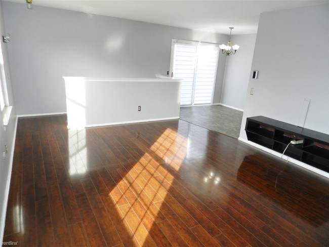 Foto del edificio - 2 br, 1 bath  - 42564 Saratoga Rd Unit 31