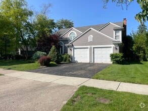 Building Photo - 167 Southfield Dr