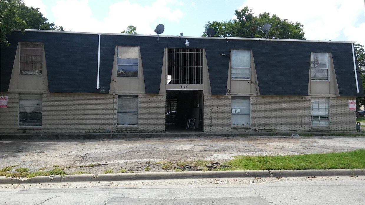 Primary Photo - 2405 Foreman St