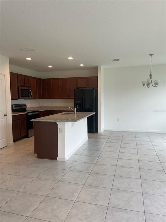 Foto del edificio - 819 Fillmore Ct