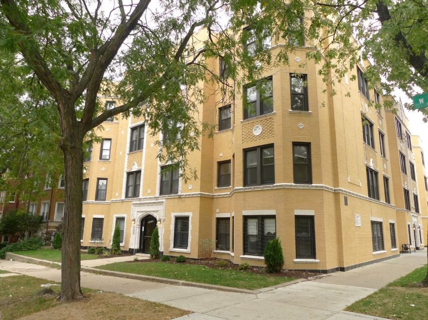 Primary Photo - 6504 N Seeley Ave