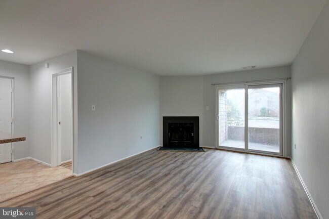 Building Photo - 5351 Smooth Meadow Way