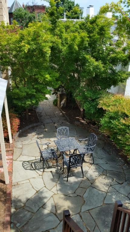 Building Photo - 311 A St NE