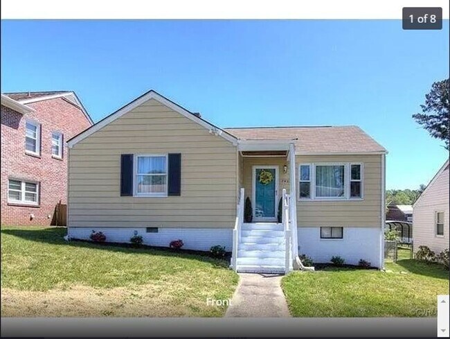 Foto del edificio - Beautiful Rancher with Large Fenced In Back Yard and Nice Sized Deck. Schedule Your Tour Now!