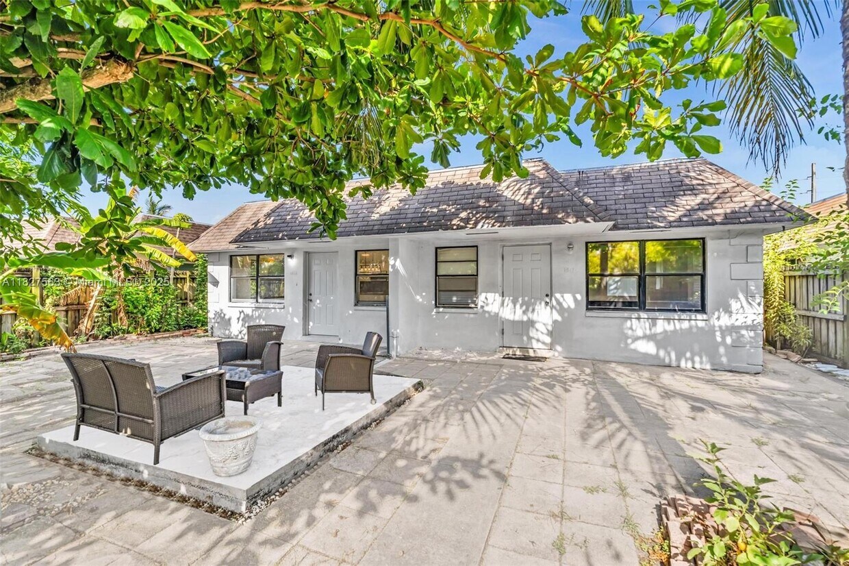 Foto principal - 1515-1517 NW 8th Ave