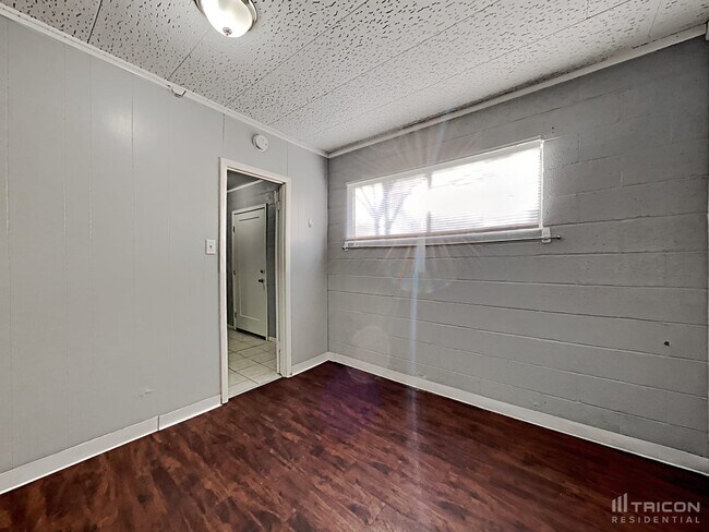 Foto del edificio - 673 James Ln
