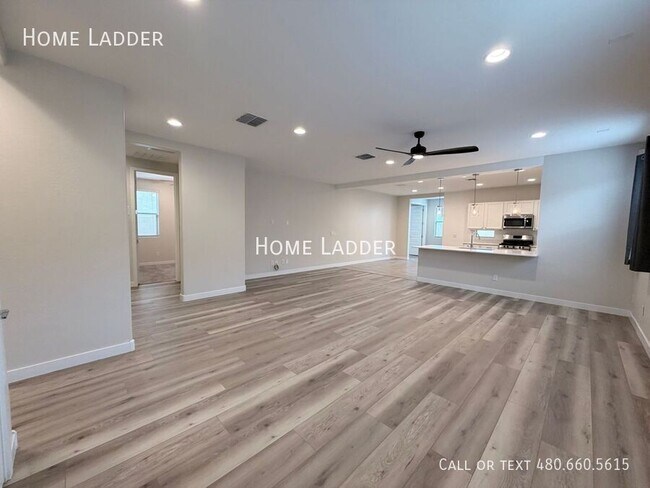 Foto del edificio - 2881 E 27th Ave