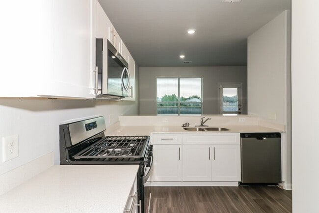 Building Photo - 12617 Rio Lindo St