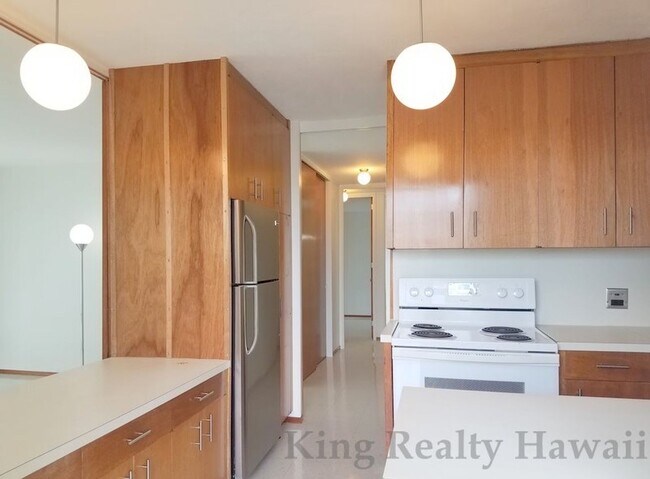 Foto del edificio - **OASIS in HONOLULU* Queen Emma Gardens *VERY CLEAN 2 br / 1 ba