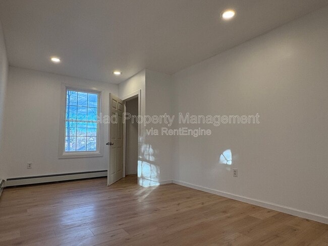 Foto del edificio - 24 Willis St