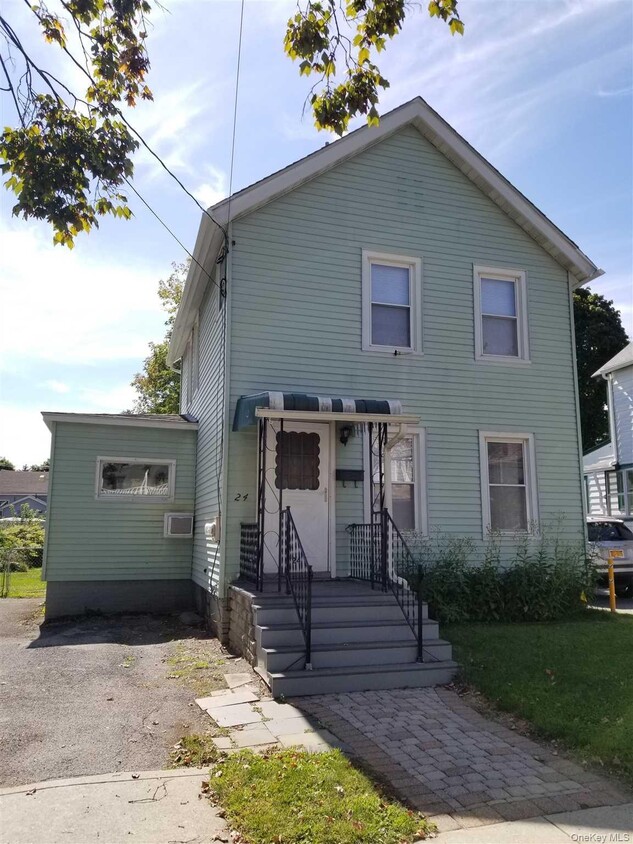 Primary Photo - 24 Lagrange Ave