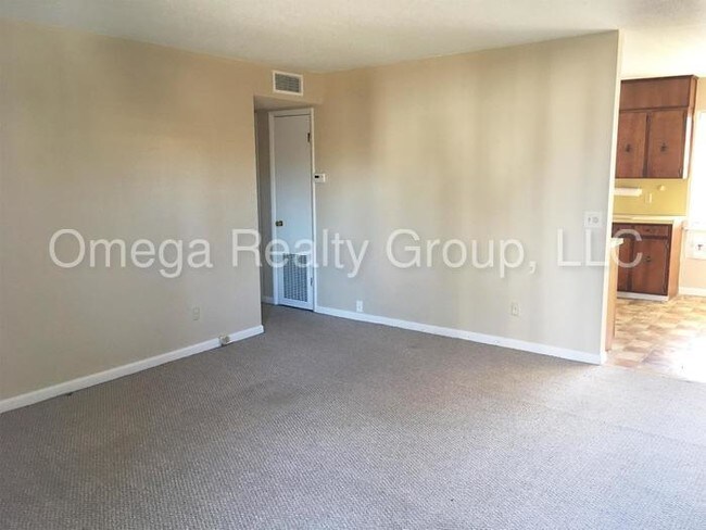 Foto del edificio - 704 18th Ave NW
