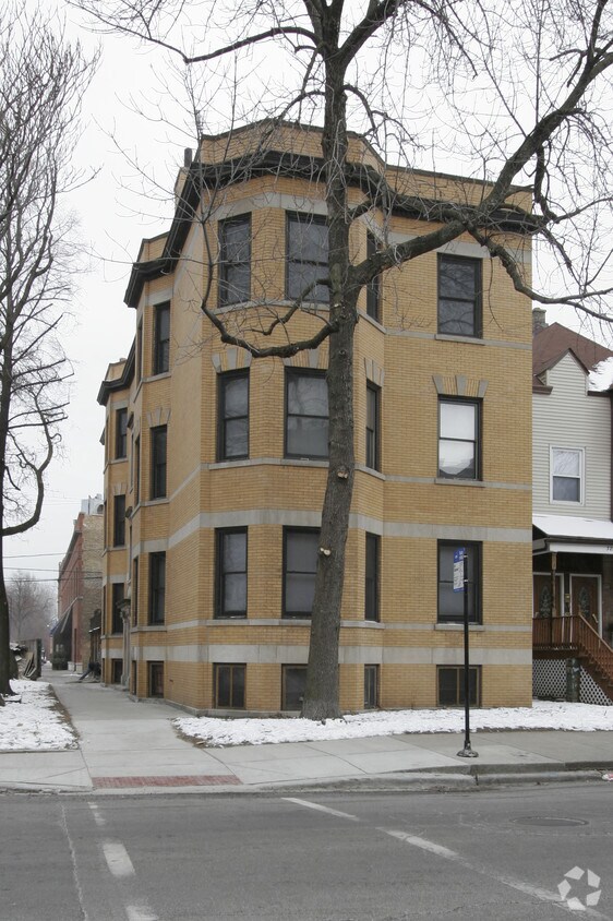 Foto del edificio - 1951 W Byron St