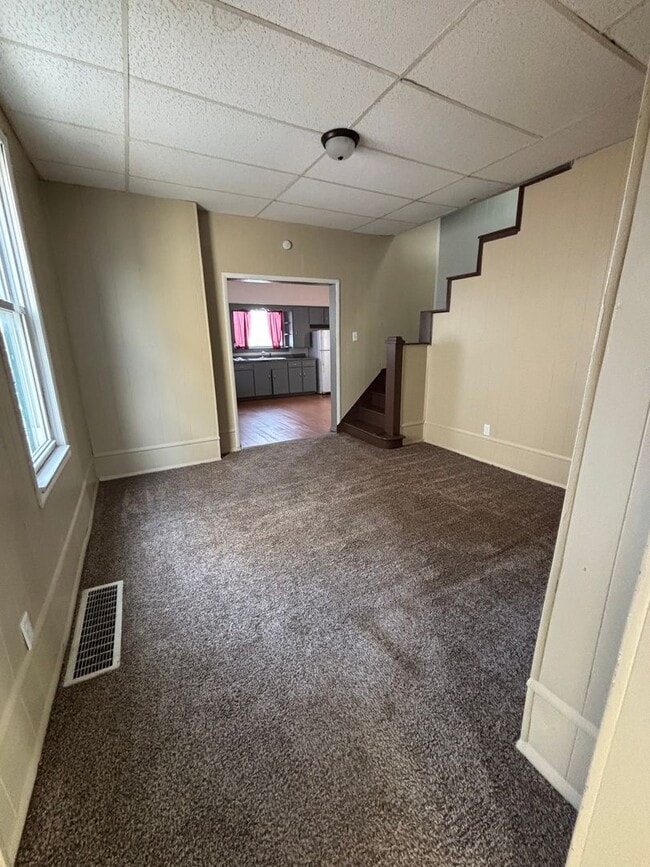 Building Photo - Super Cute 2 Bedroom 1 Bath Home