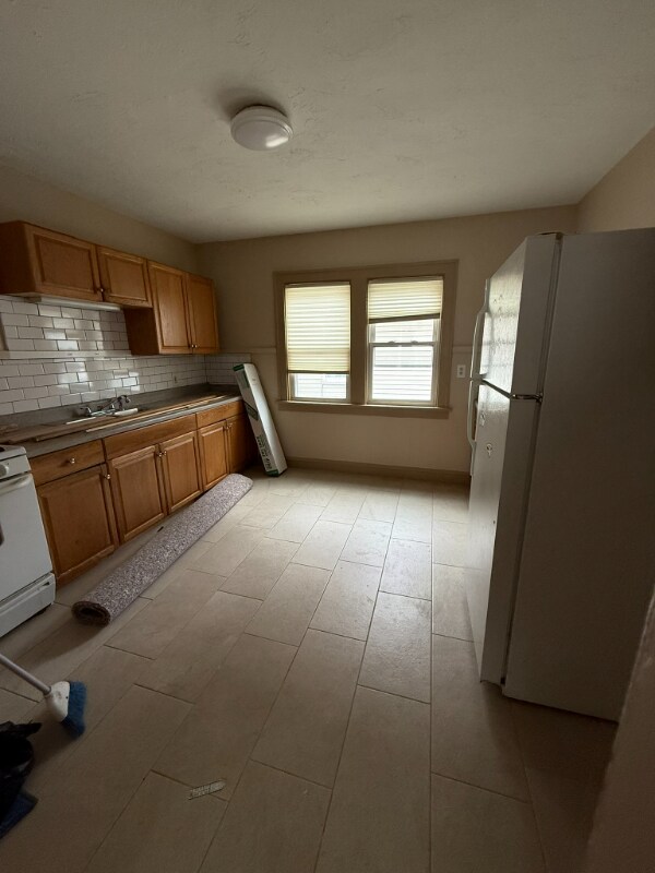 Foto del edificio - 3147 W 82nd St