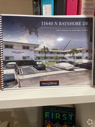 Building Photo - 11630-11640 N Bayshore Dr