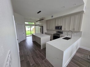 Building Photo - 12255 Trail Hollow Dr