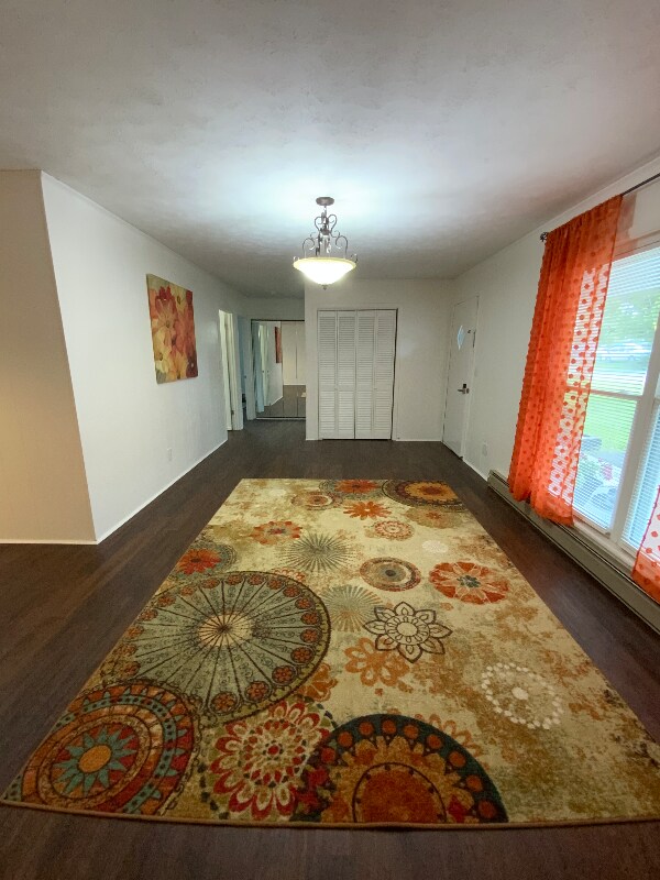 701 Carson St Unit B, Greeneville, TN 37743 Room for Rent in