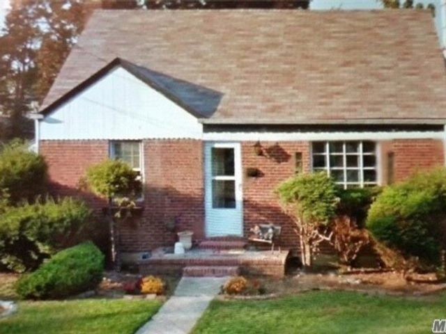 Primary Photo - 477 Stratford Rd