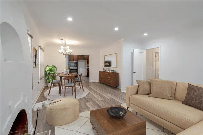 Building Photo - 4034 W 63rd St