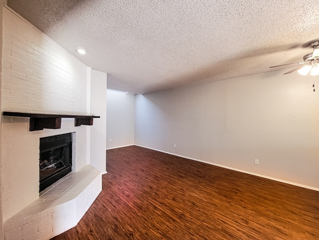 Building Photo - 1445 Weiler Blvd