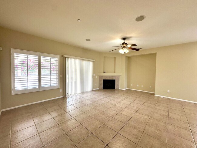 Foto del edificio - AVAILABLE NOW!! 3 BEDROOM 2 BATHROOM HOME ...